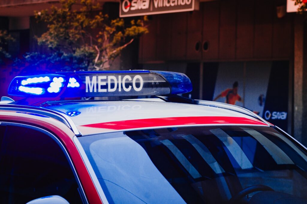 doctor, automobile, emergency vehicle, vehicle, emergency, medicine, blue light